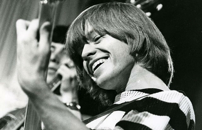 Брайан Джонс