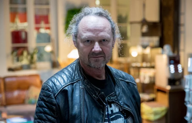 Александр Титов